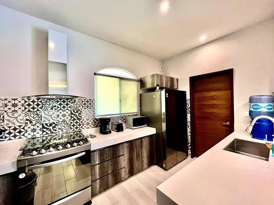 Апартаменты Modern Luxury 2Br 2Ba Near Mamitas Beach Club Плая-дель-Кармен