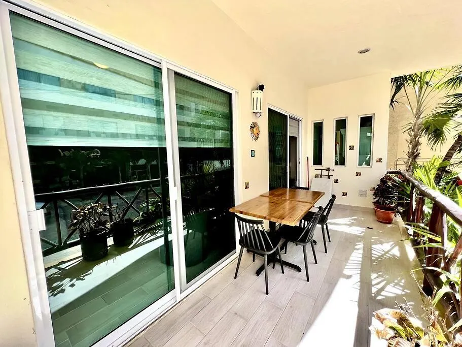 Modern Luxury 2Br 2Ba Near Mamitas Beach Club Playa del Carmen 0*,  Messico